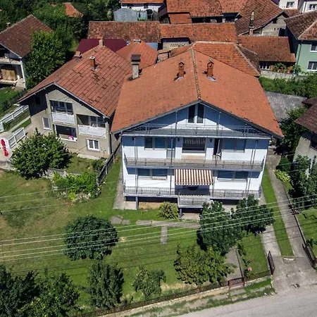 Vikend Kuca Zivkovic * Despotovac