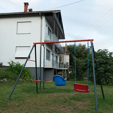 Vikend Kuca Zivkovic 펜션 데스포토바츠